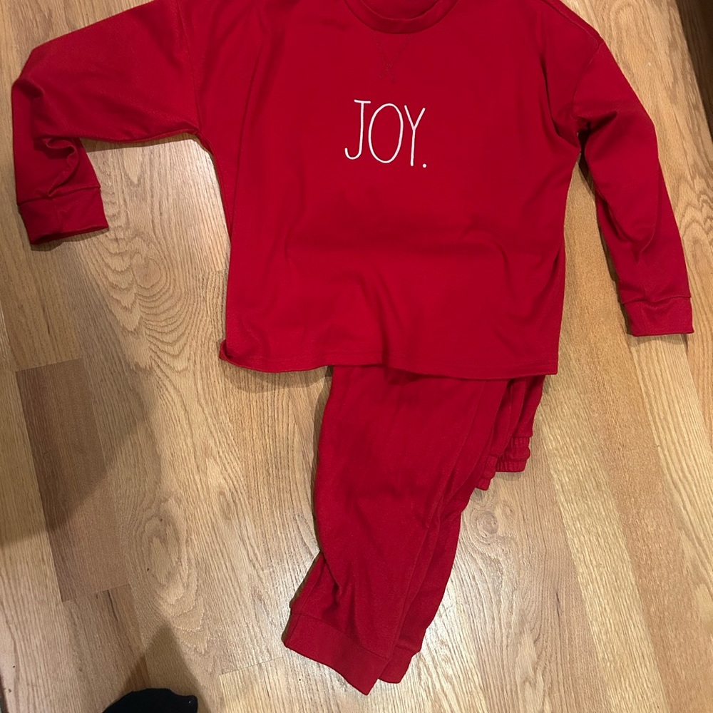 Rae Dunn flannel holiday lounge set